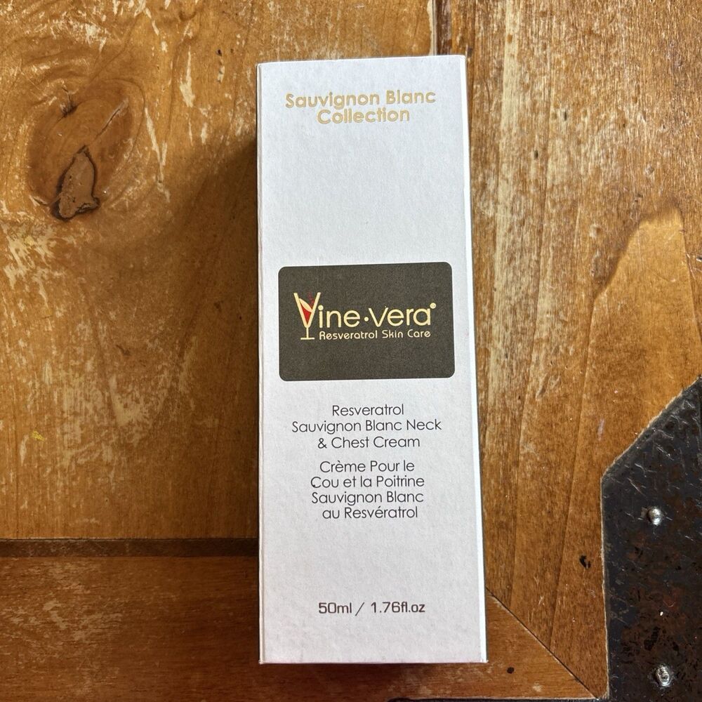 Vine Vera Resveratrol Sauvignon Blanc Neck & Chest Cream 1.76 fl. oz/ 50 ml NOS
